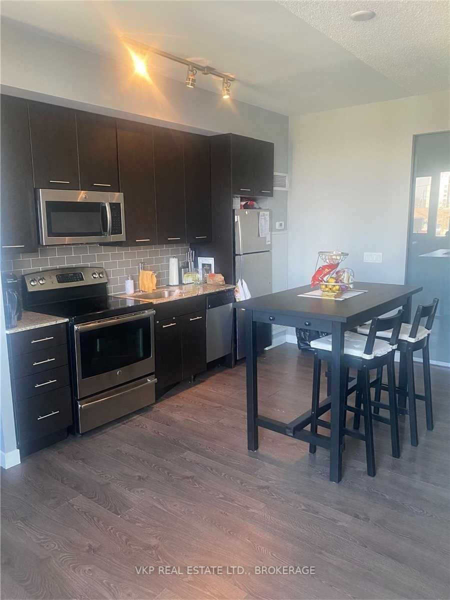 2055 Danforth Ave, #307
