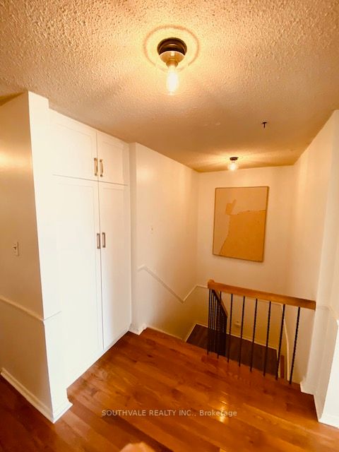 Listing E6034432 - Large Photo # 4