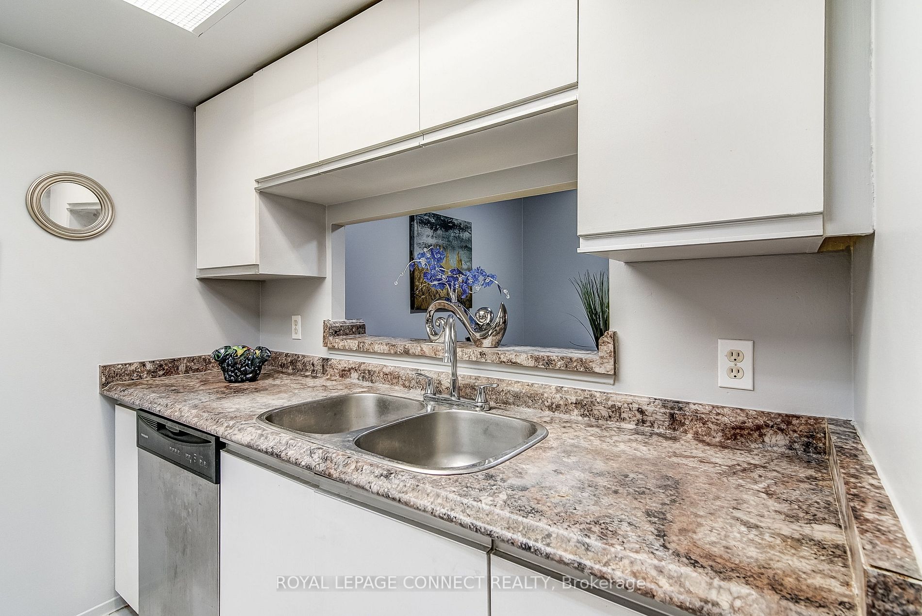 Listing E6035064 - Large Photo # 13