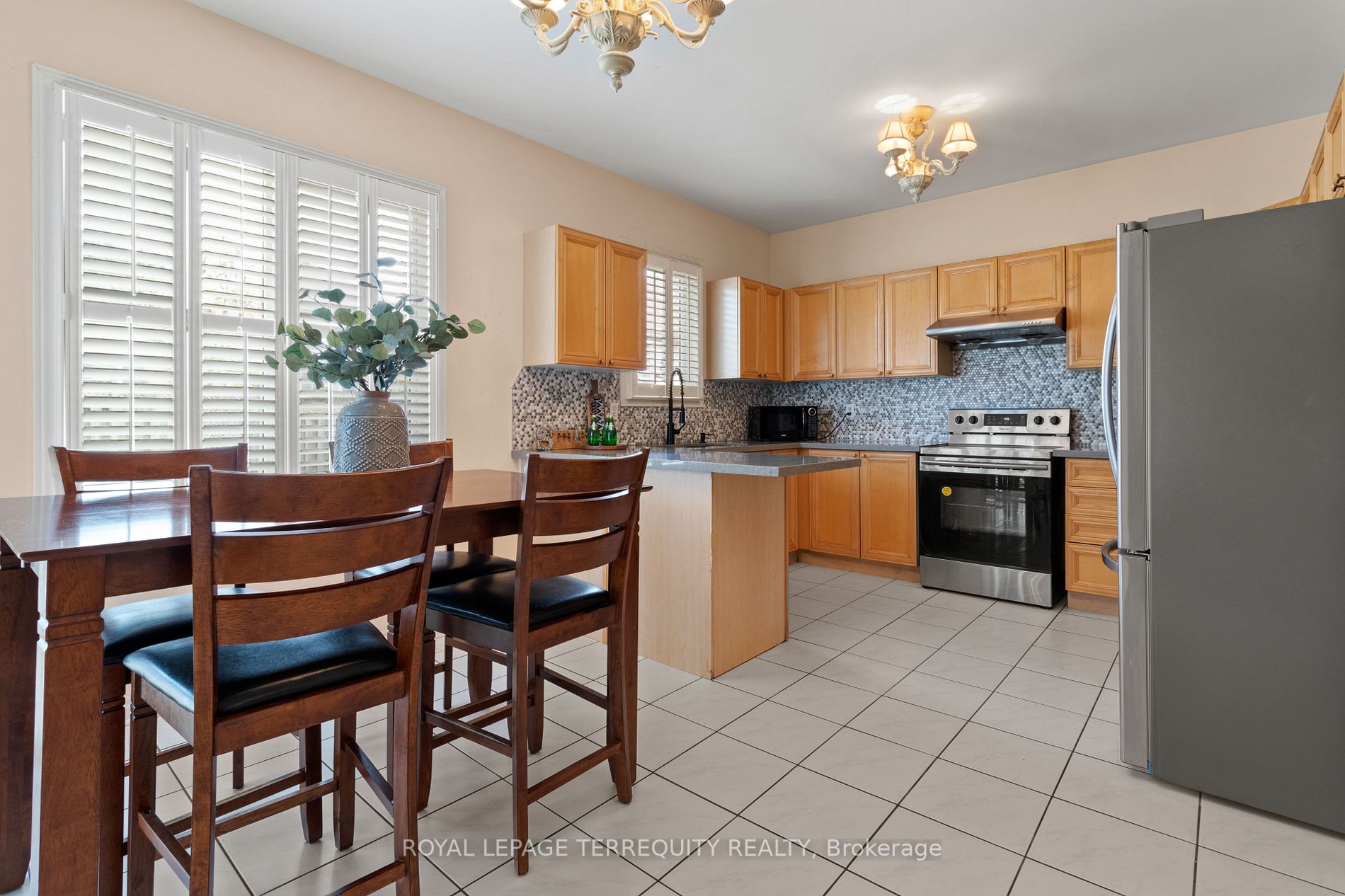 Listing E6035980 - Large Photo # 14