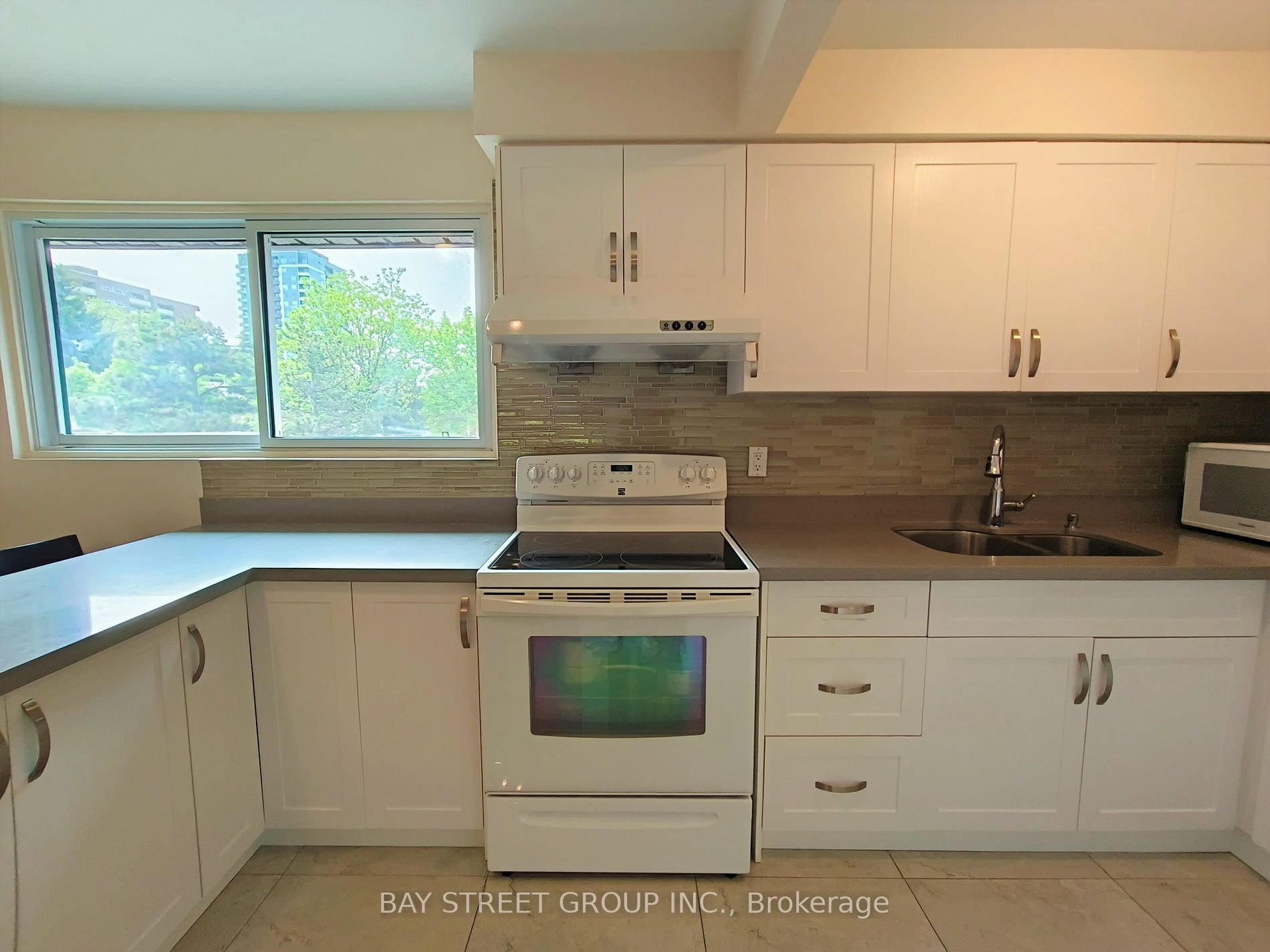 2020 Pharmacy Ave, #10