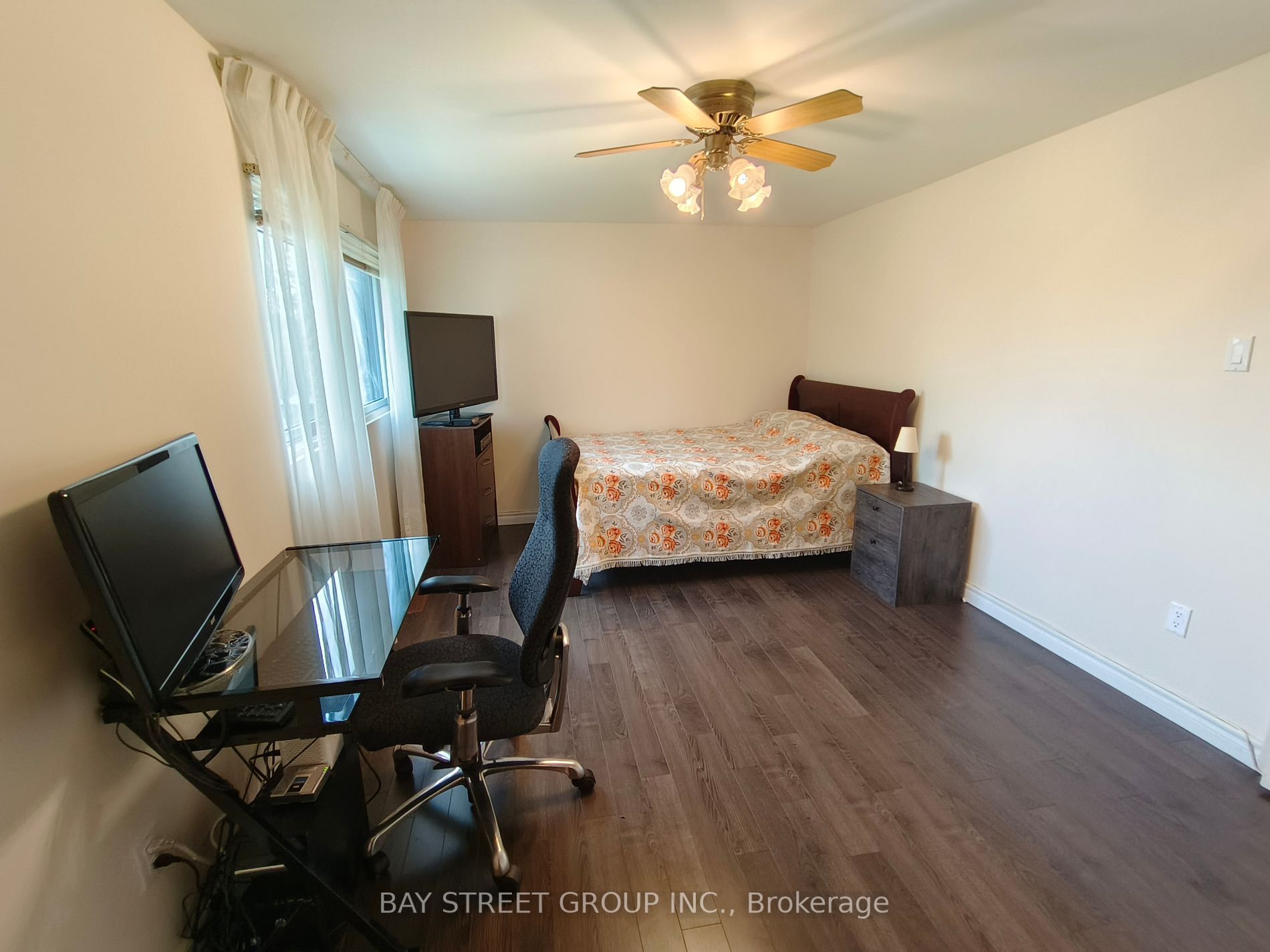 2020 Pharmacy Ave, #10