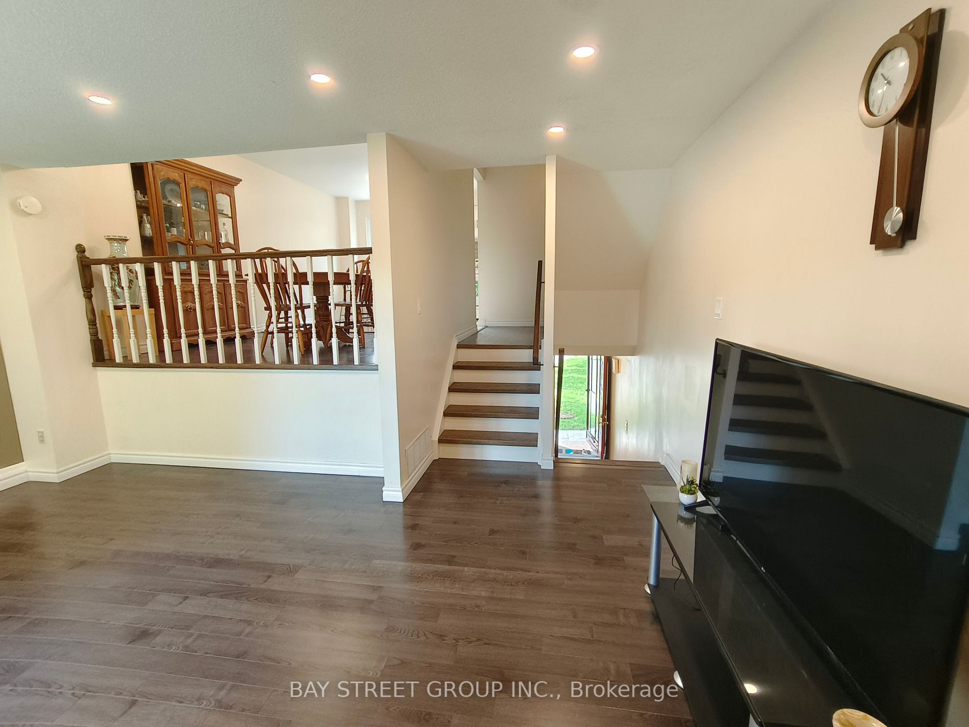 2020 Pharmacy Ave, #10