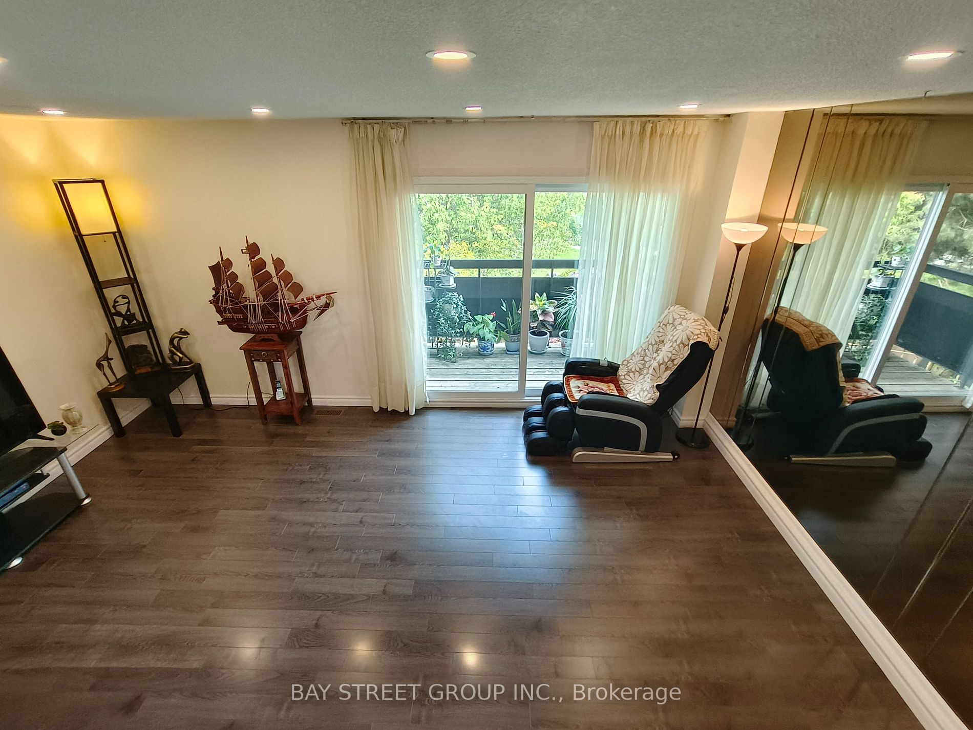 2020 Pharmacy Ave, #10