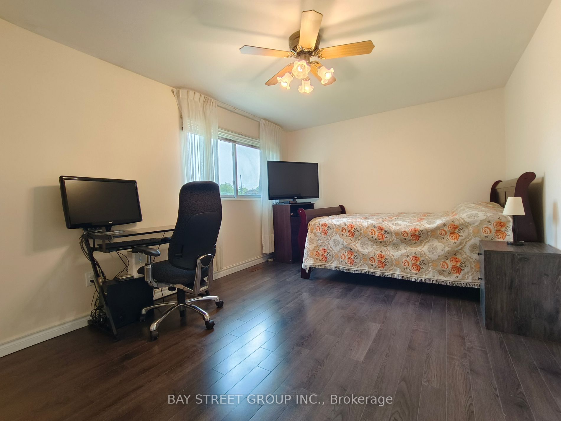 2020 Pharmacy Ave, #10