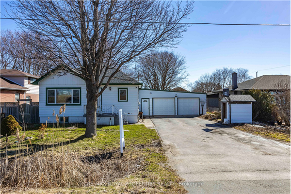 29 Lake Ridge Rd S, Whitby