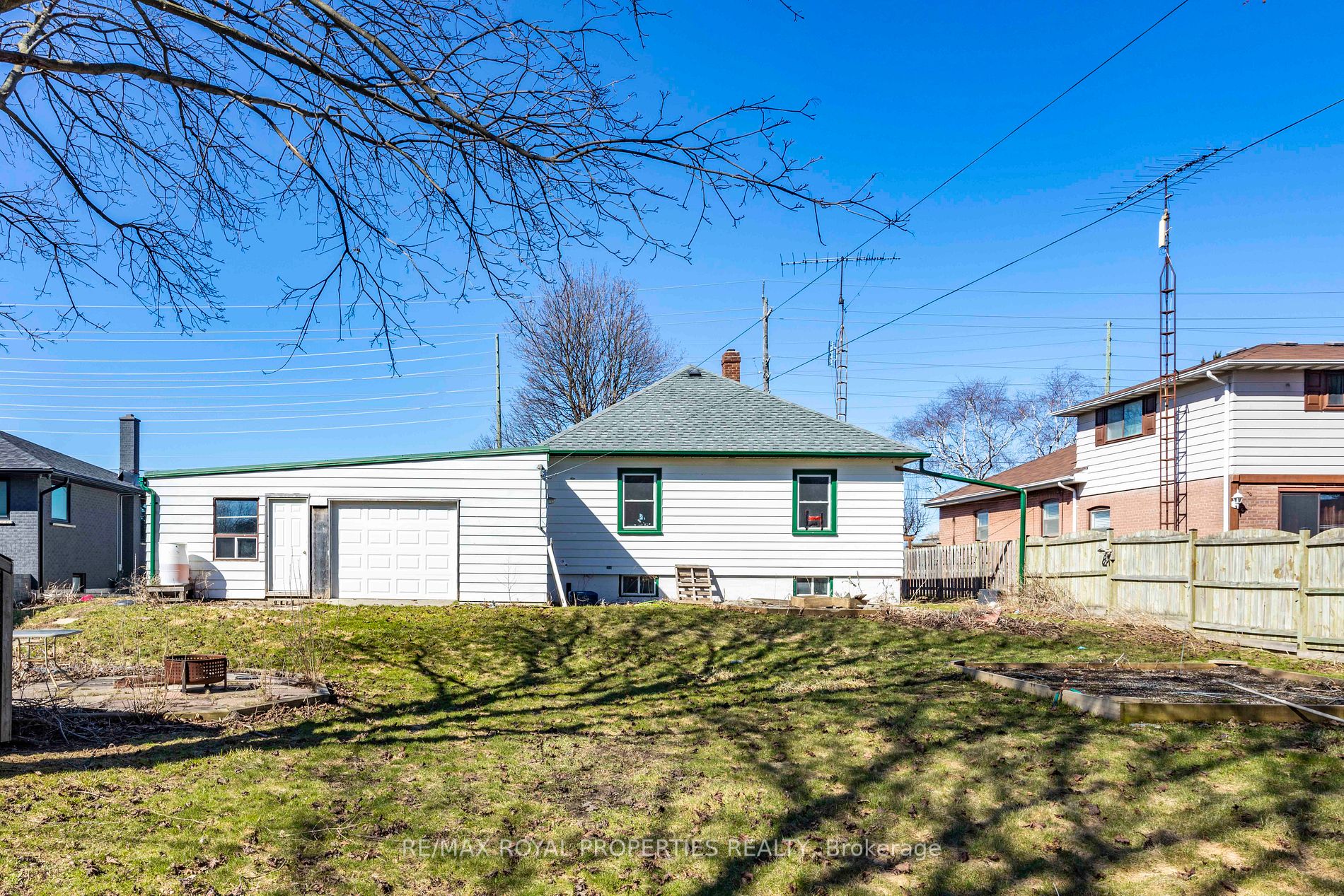 Listing E6037104 - Large Photo # 8