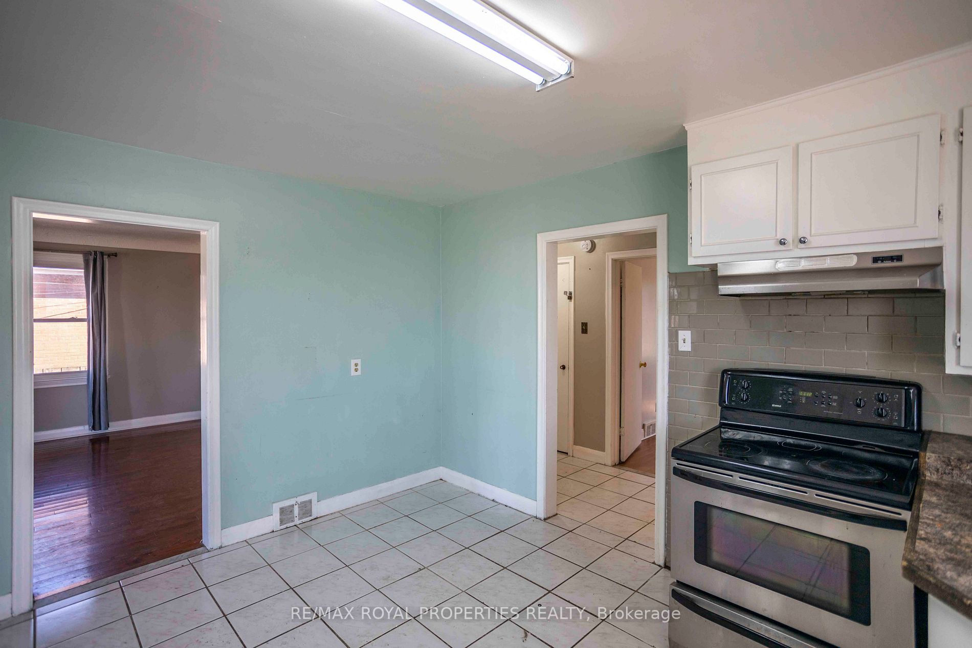 Listing E6037104 - Large Photo # 33