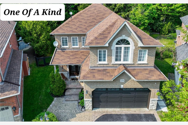 29 Inverary Crt, Whitby