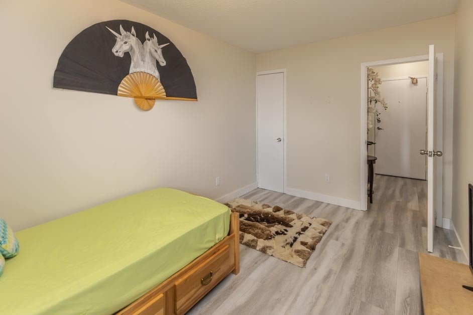 Listing E6037917 - Large Photo # 23
