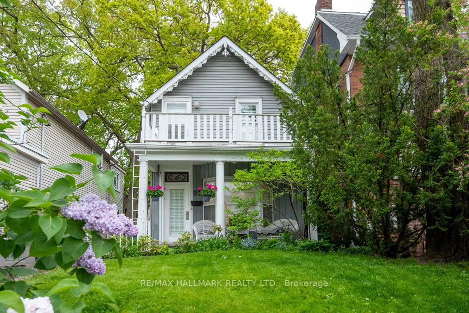 93 Silver Birch Ave