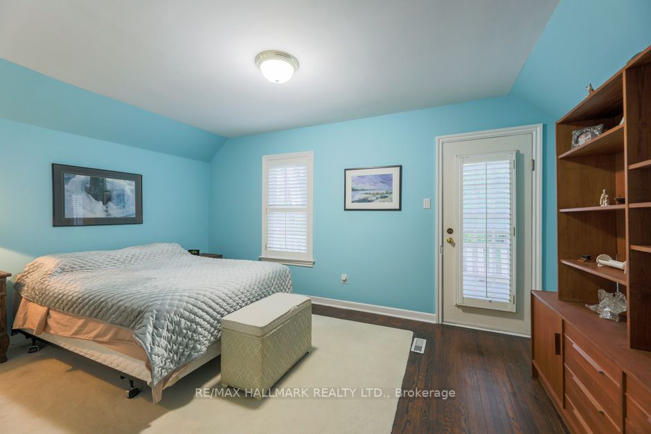 93 Silver Birch Ave