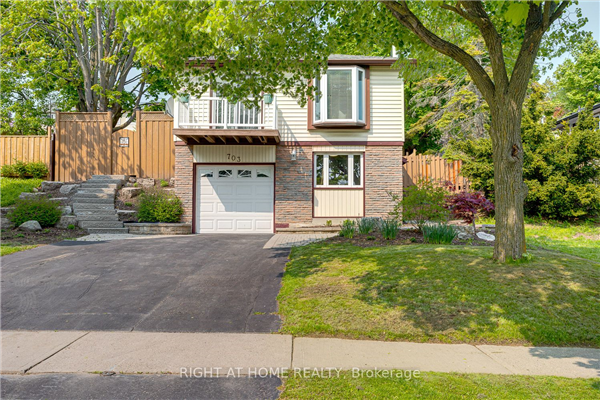 703 Down Cres, Oshawa