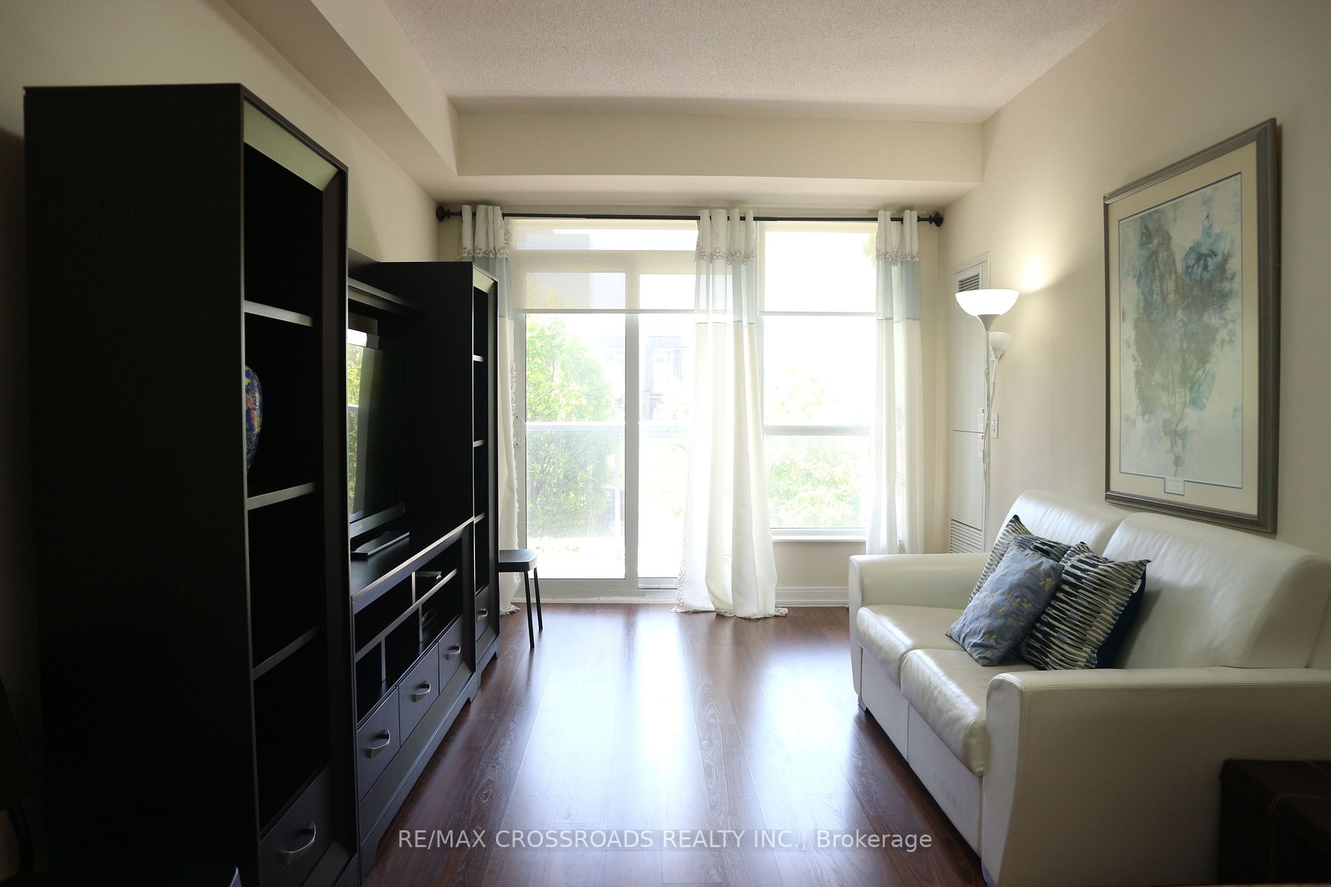 Listing E6040068 - Large Photo # 2