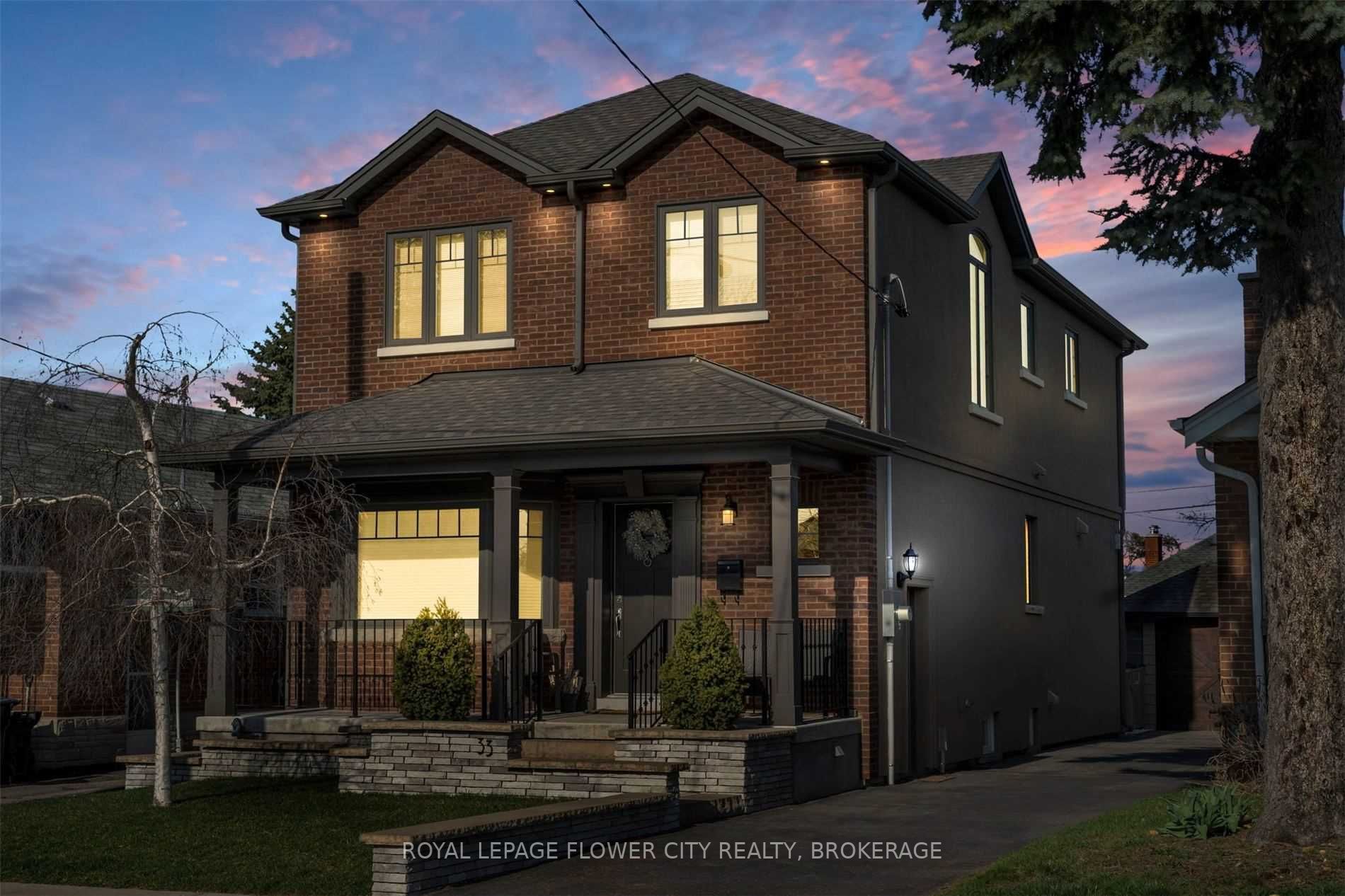 33 Norlong Boulevard