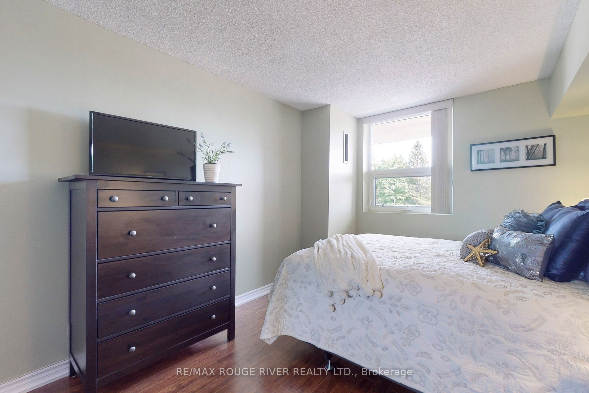 Listing E6040936 - Large Photo # 17