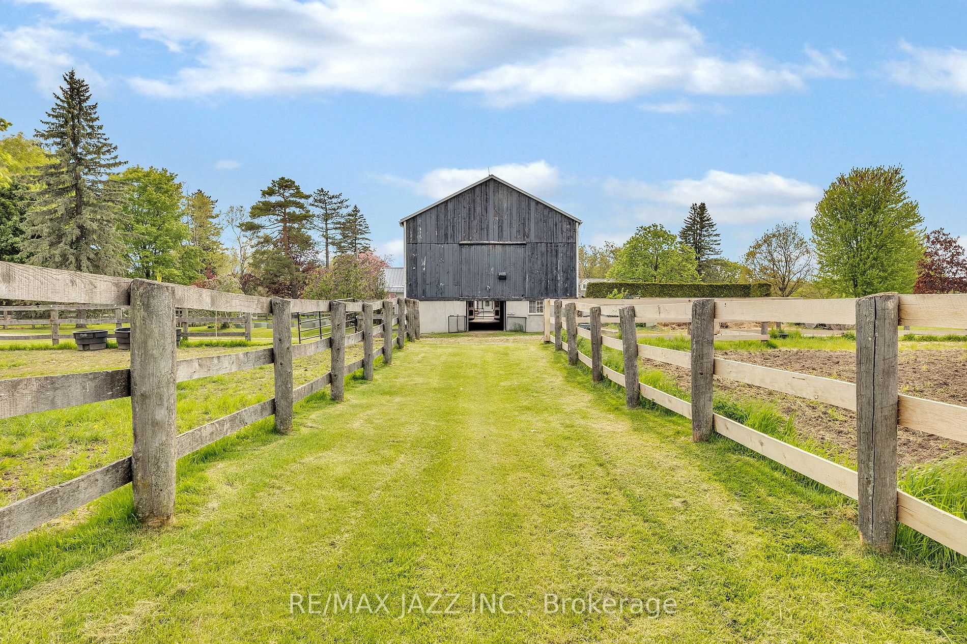 Listing E6041060 - Large Photo # 36