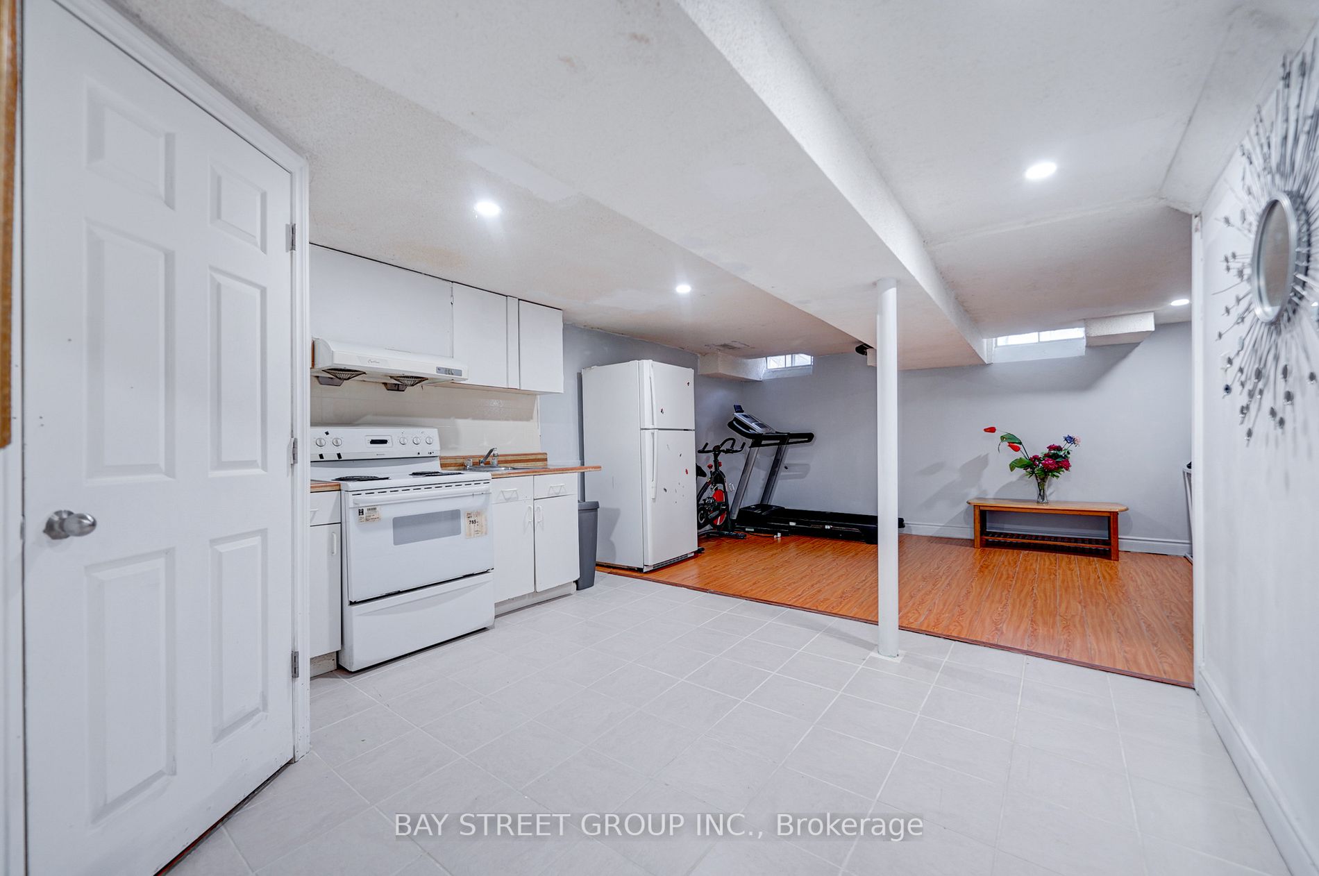 58 Tambrook Dr