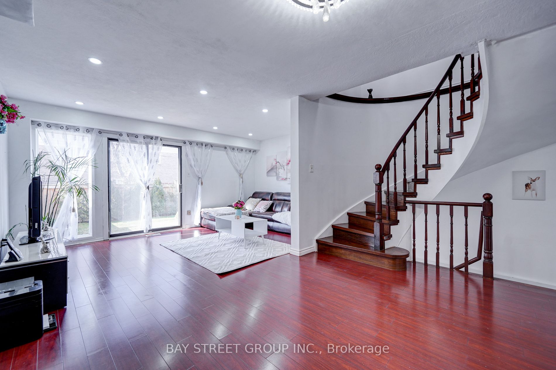 58 Tambrook Dr