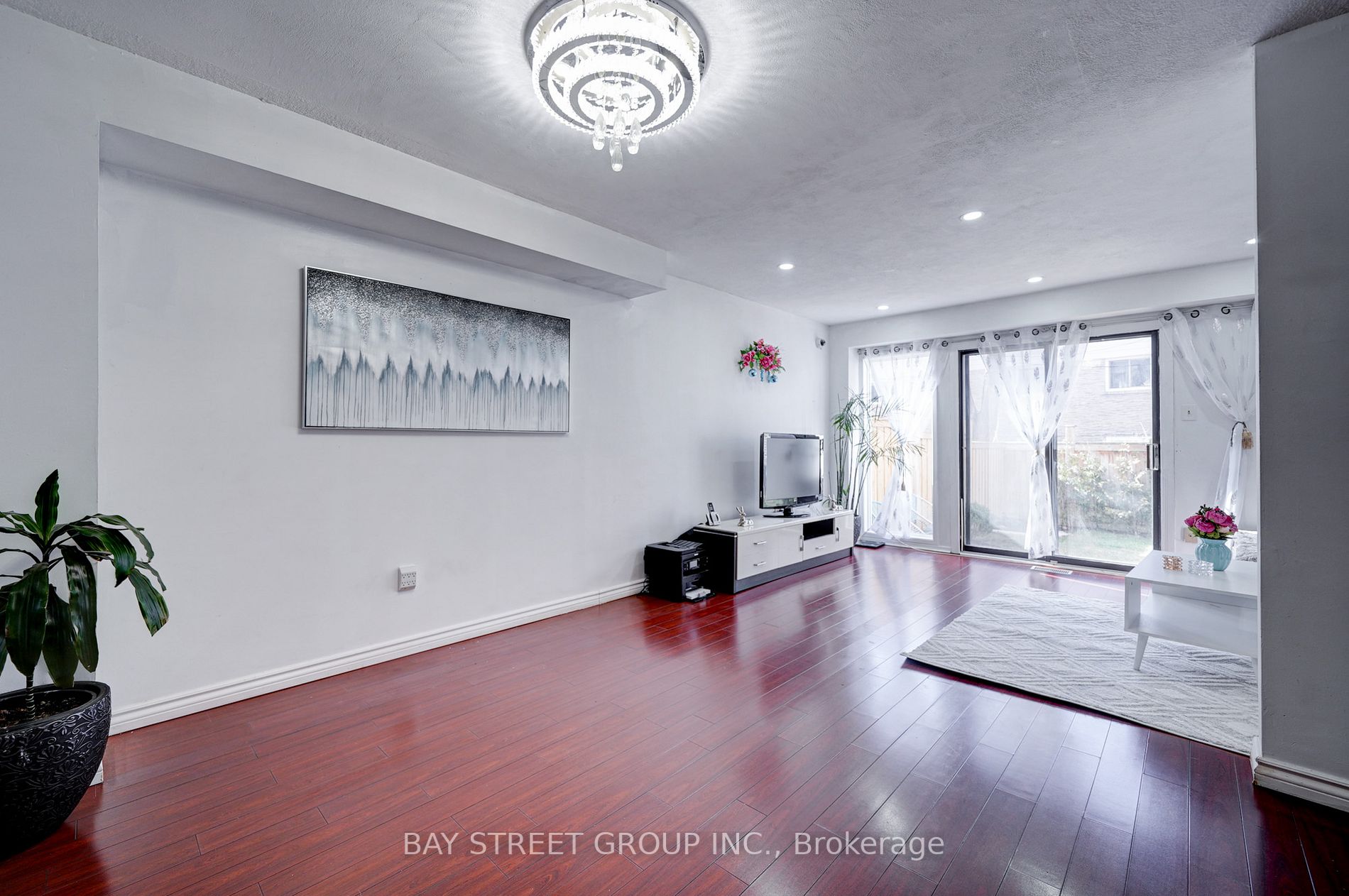 58 Tambrook Dr