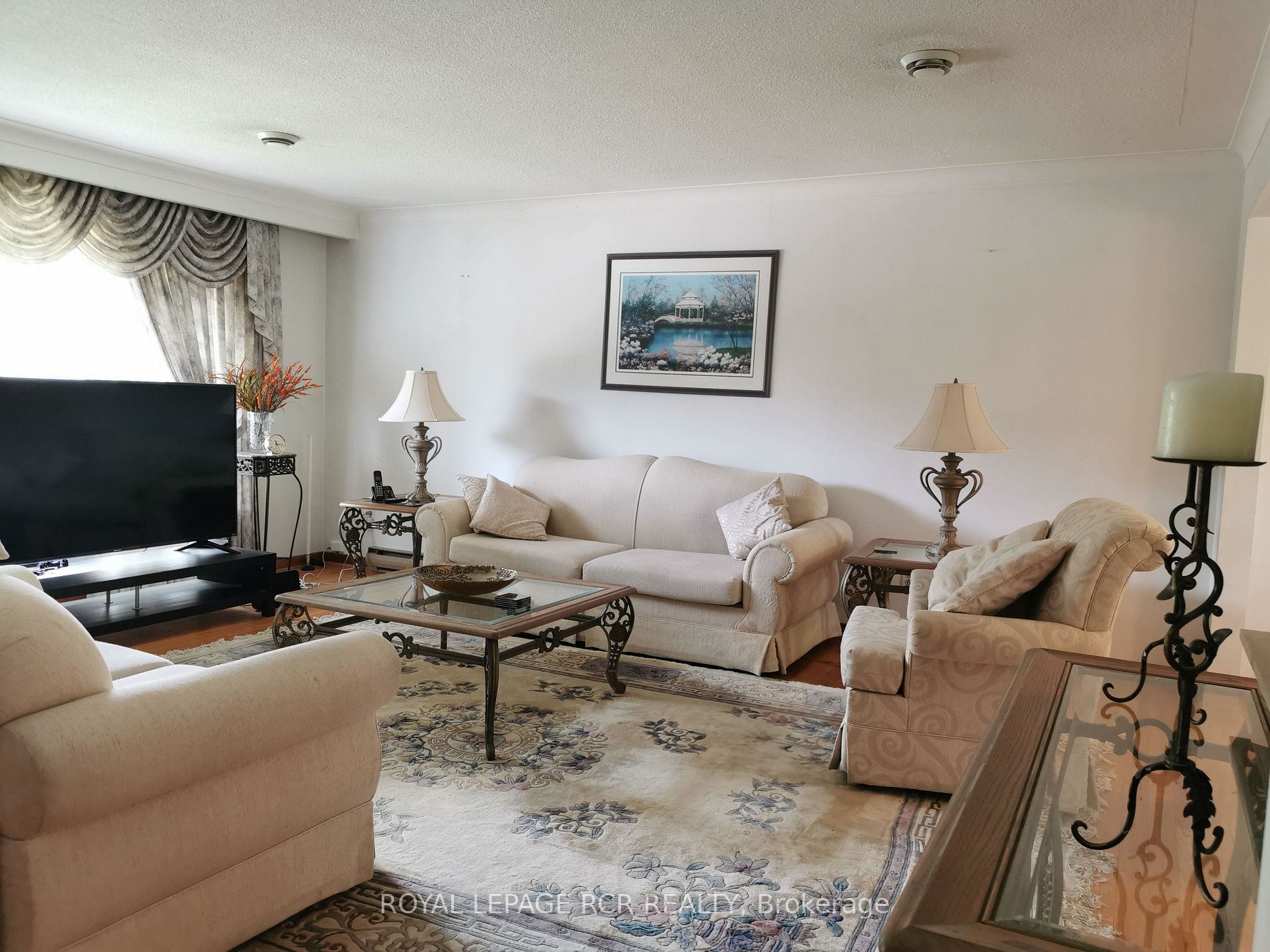 Listing E6041340 - Large Photo # 17