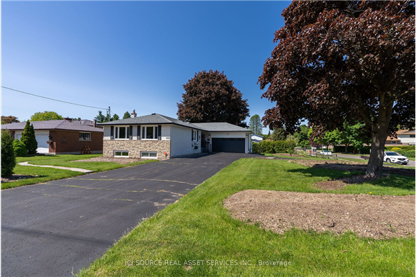 162 Garrard Rd, Whitby