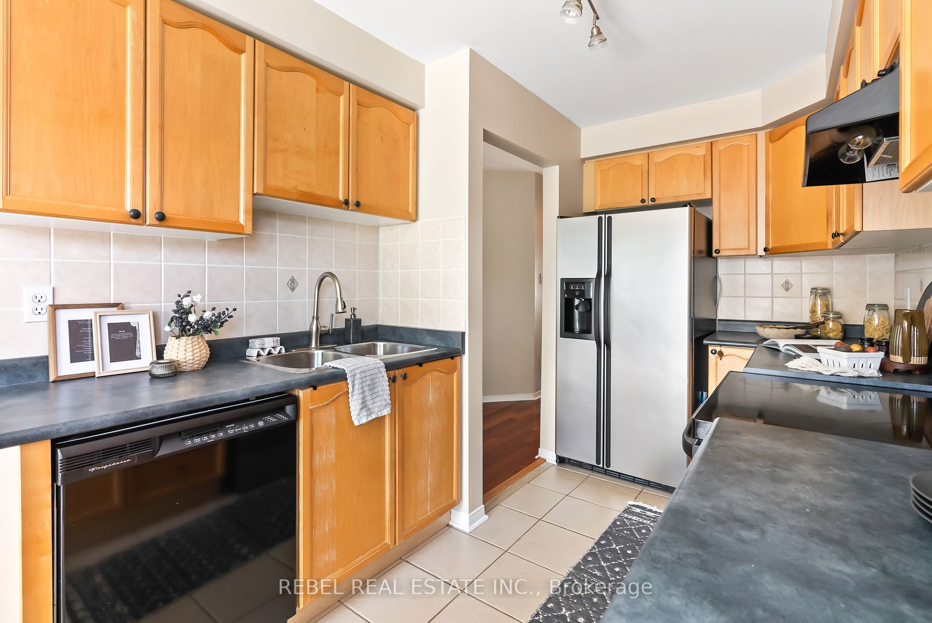 Listing E6041508 - Large Photo # 14