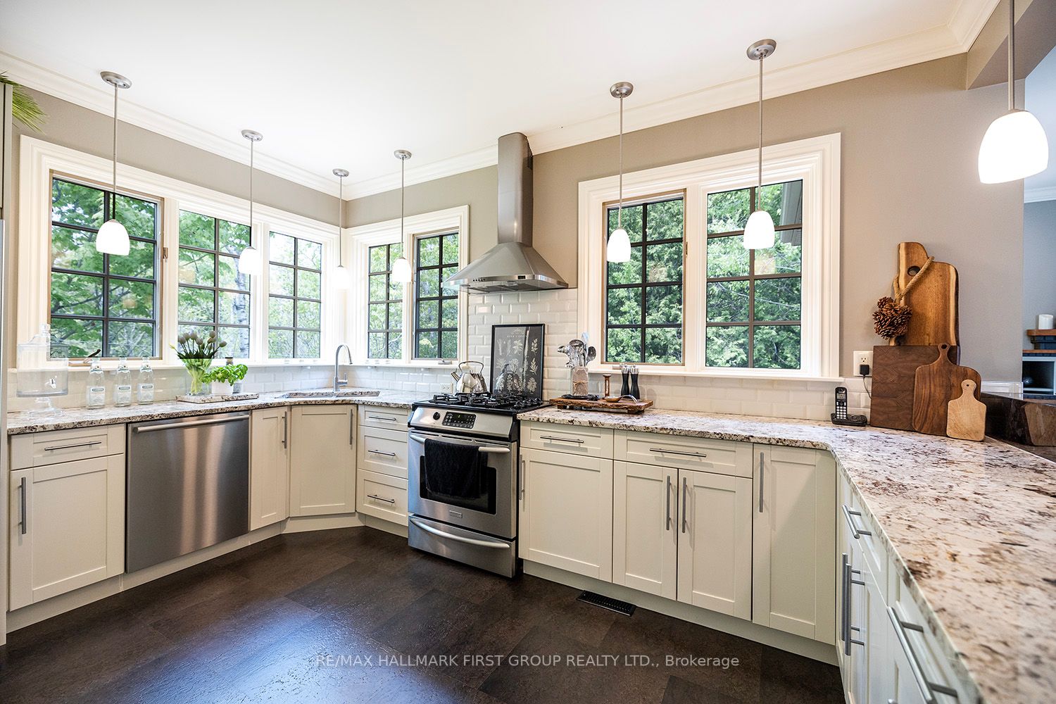 Listing E6041596 - Large Photo # 5