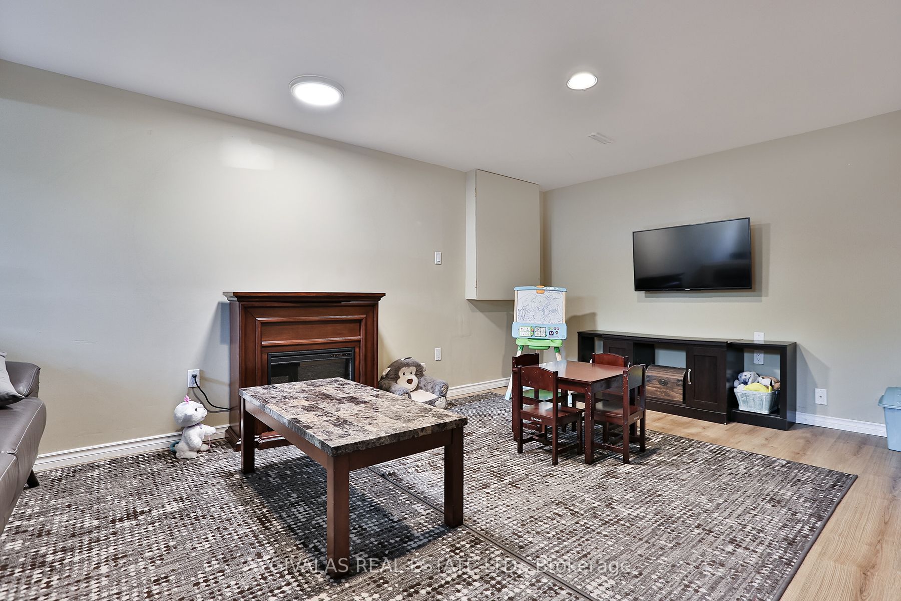Listing E6041636 - Large Photo # 33