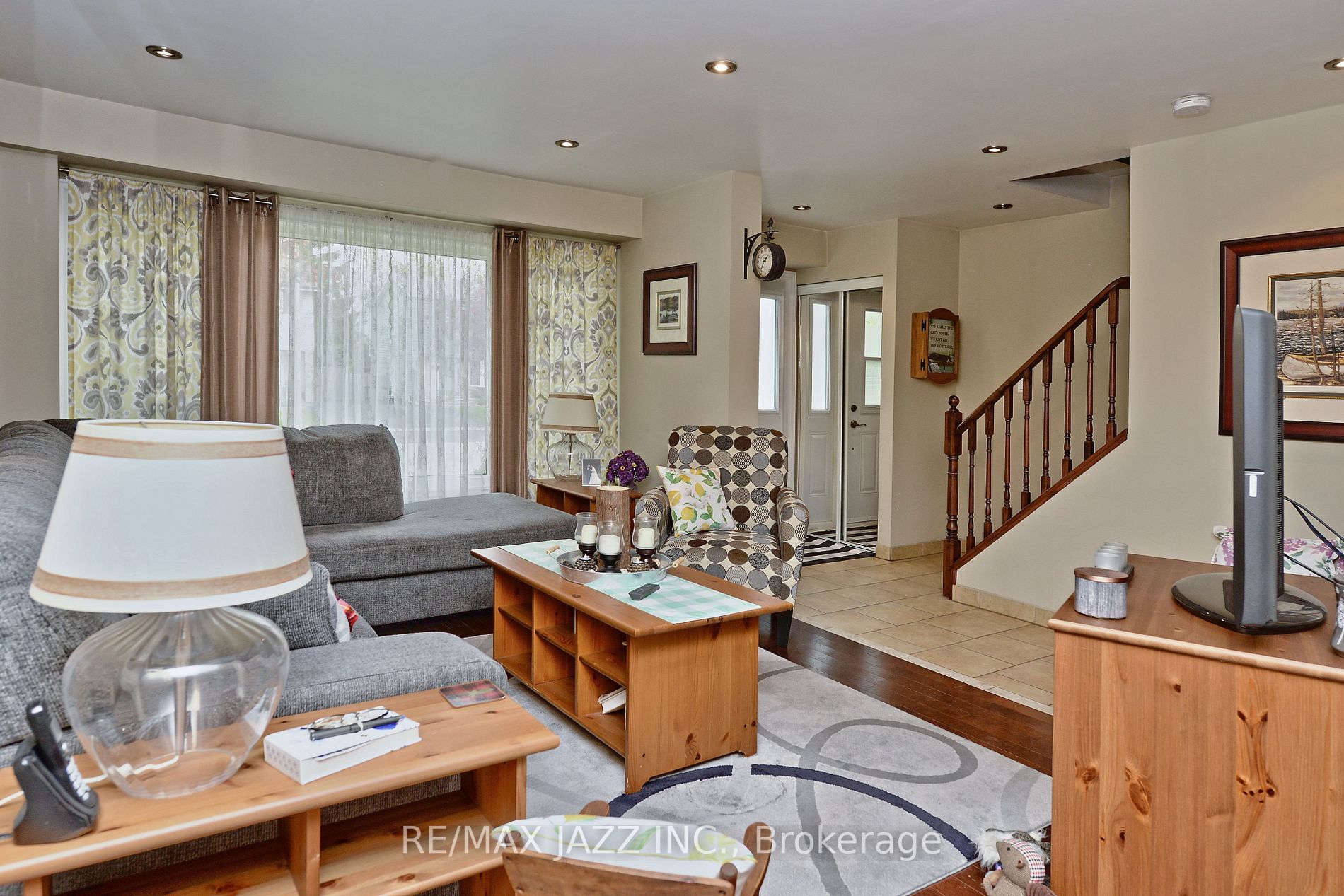 Listing E6041732 - Large Photo # 2