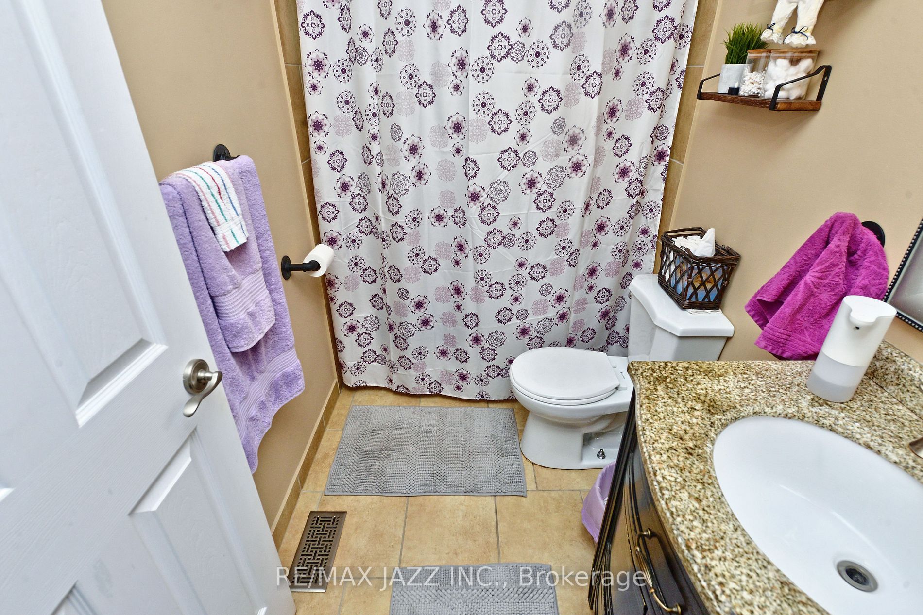 Listing E6041732 - Large Photo # 13
