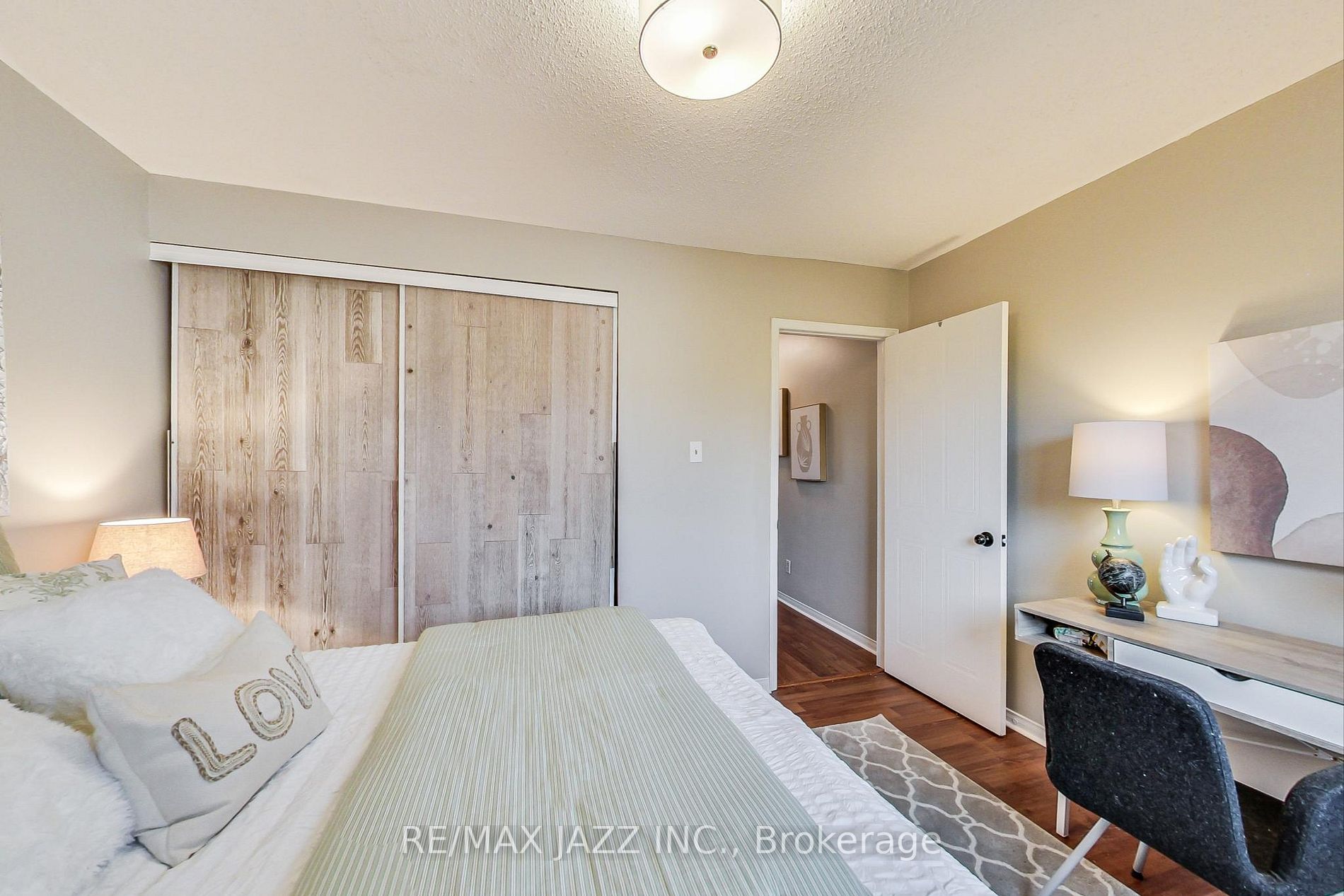 Listing E6041756 - Large Photo # 24