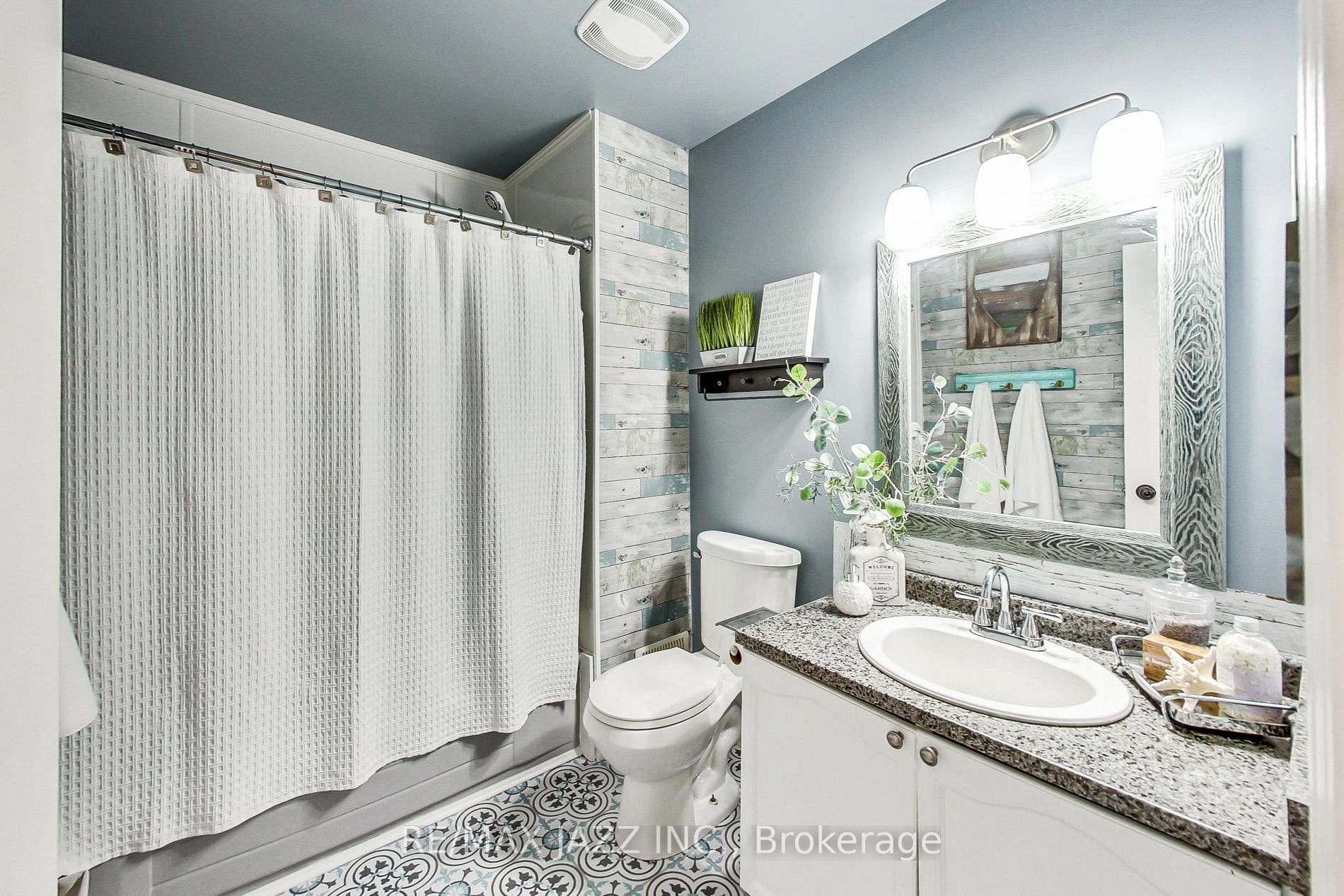 Listing E6041756 - Large Photo # 28