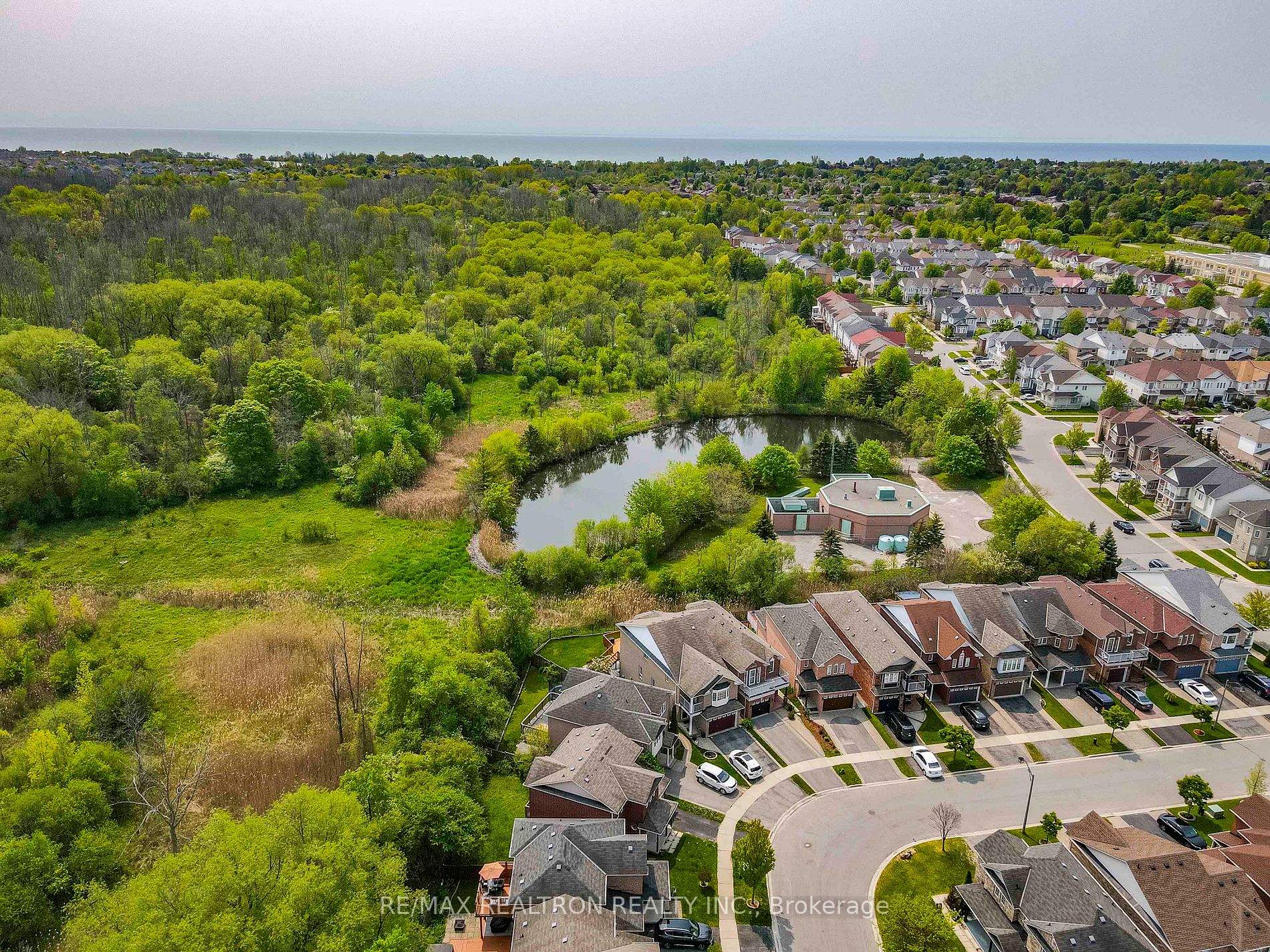 37 Angier Cres