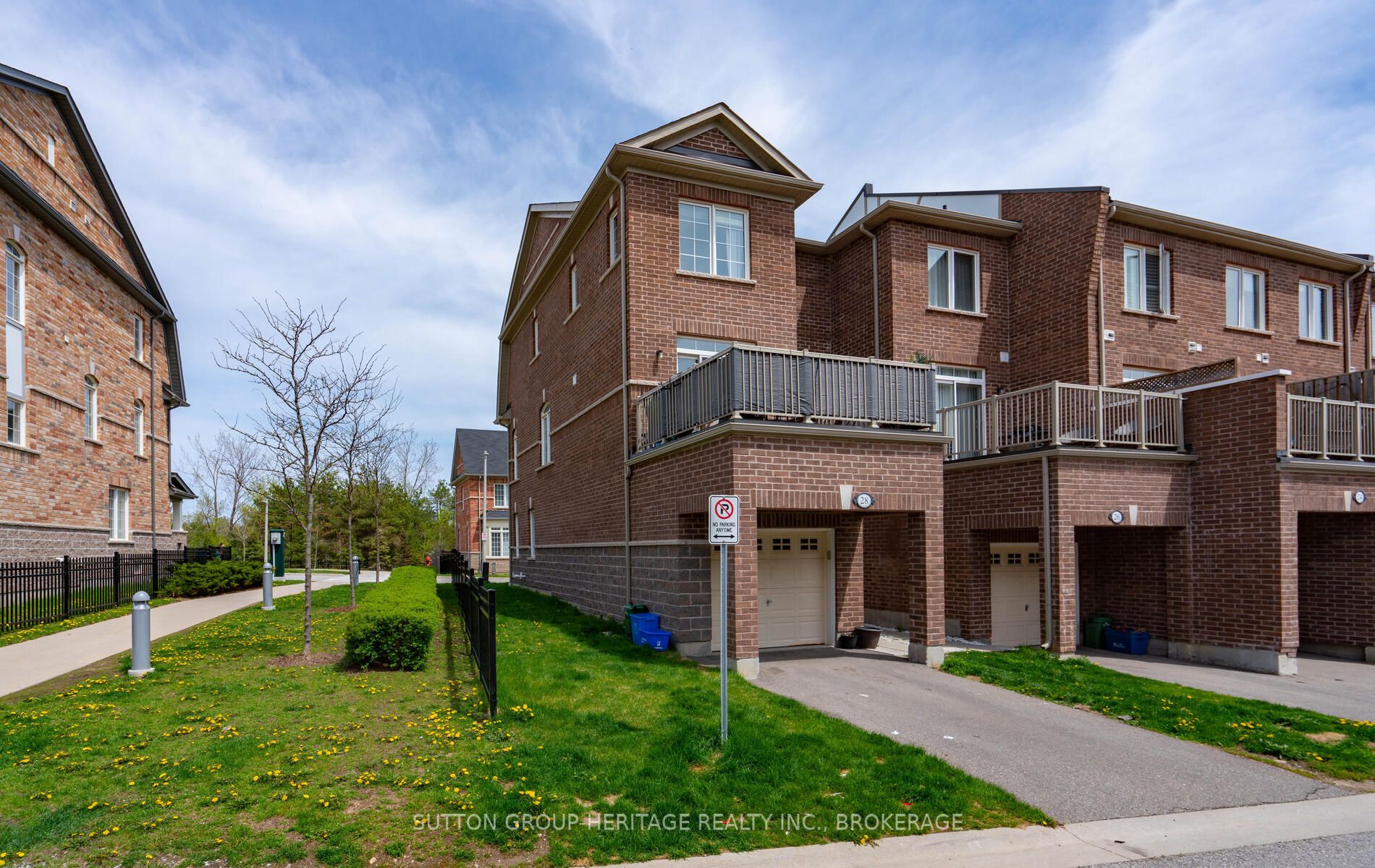 28 Graywardine Lane, Ajax
