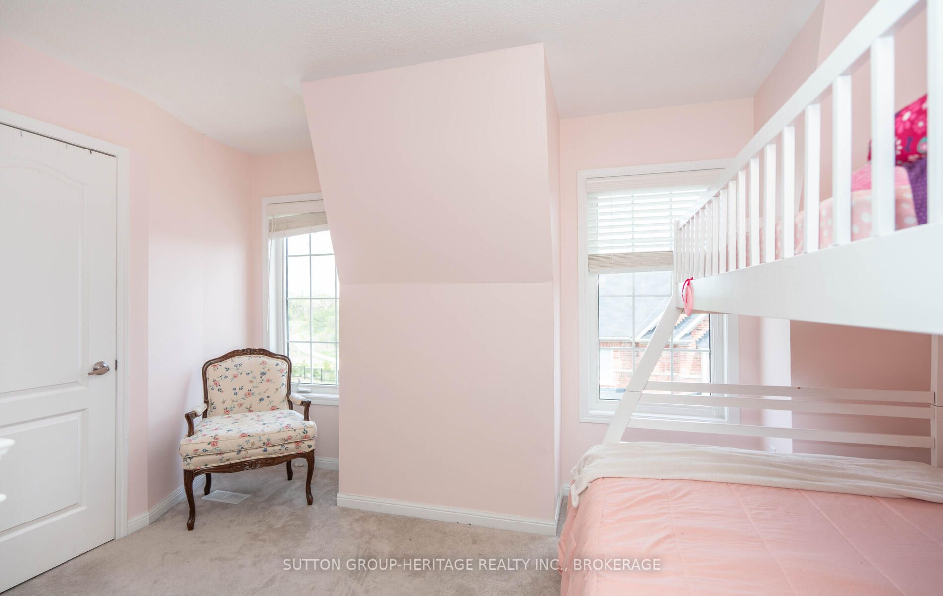 28 Graywardine Lane, Ajax