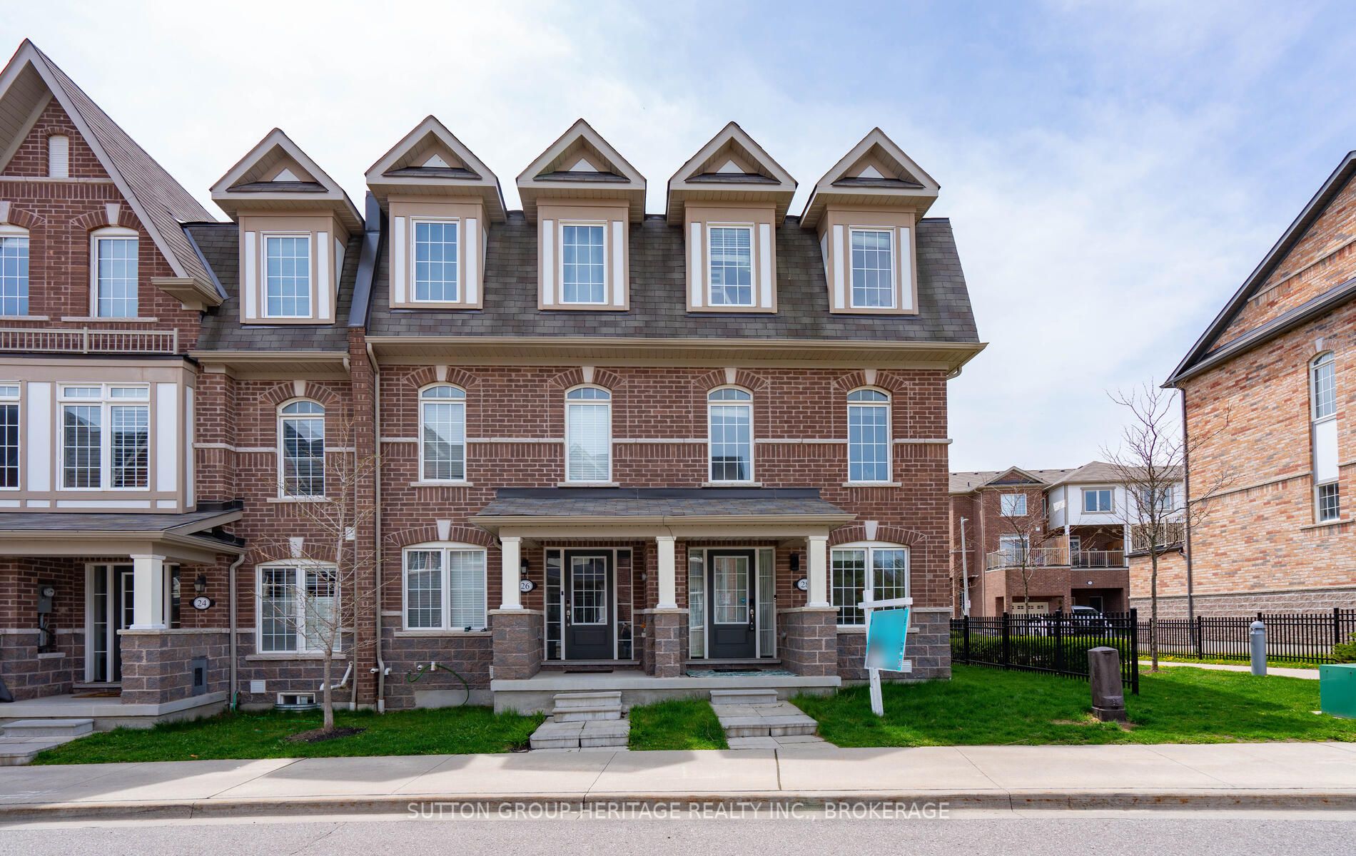 28 Graywardine Lane, Ajax