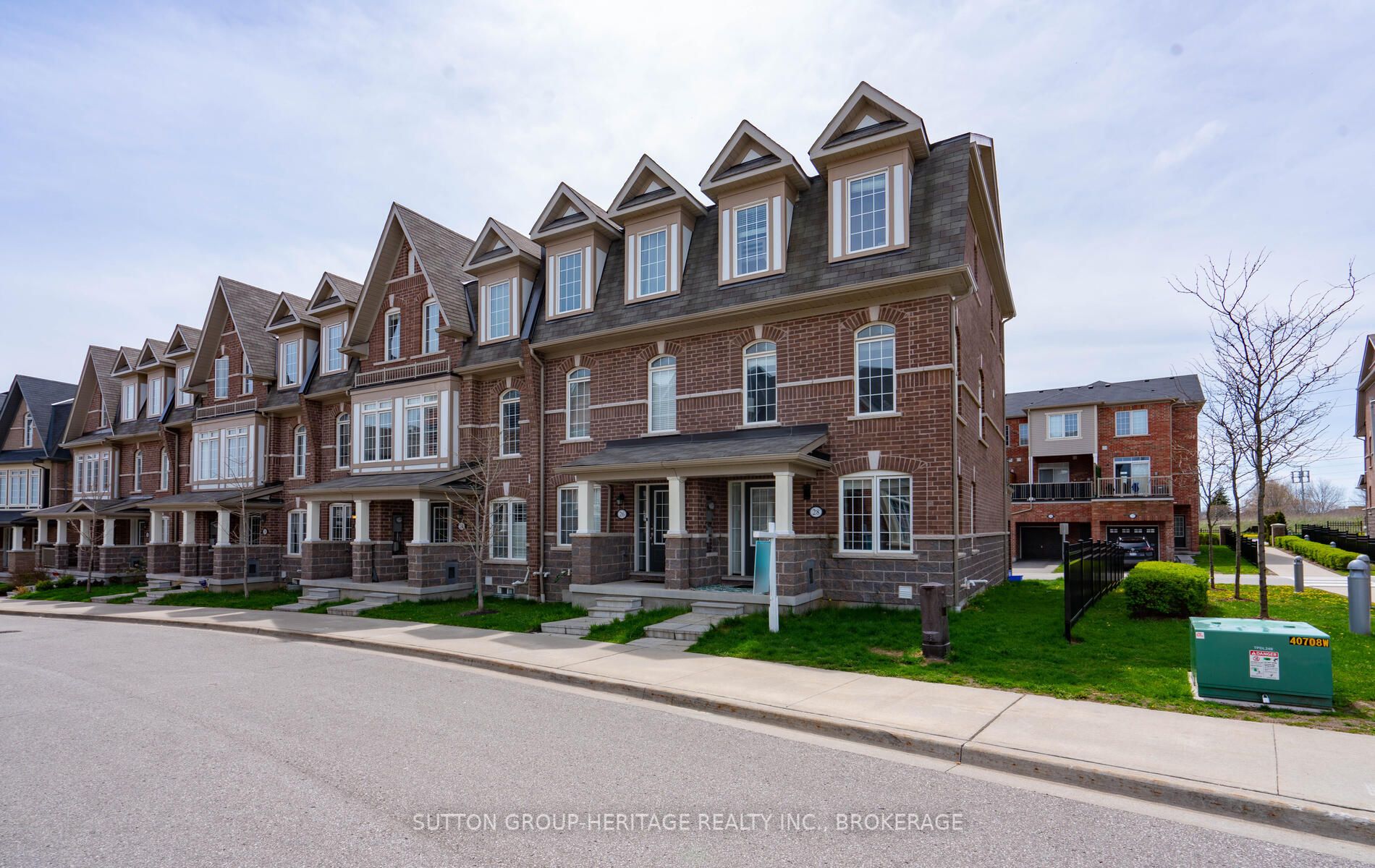 28 Graywardine Lane, Ajax