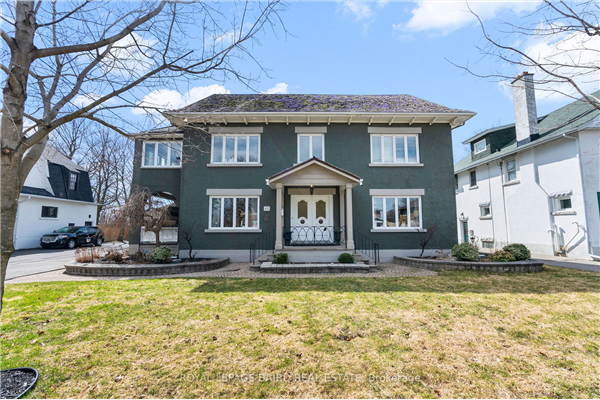 452 Simcoe St N, Oshawa