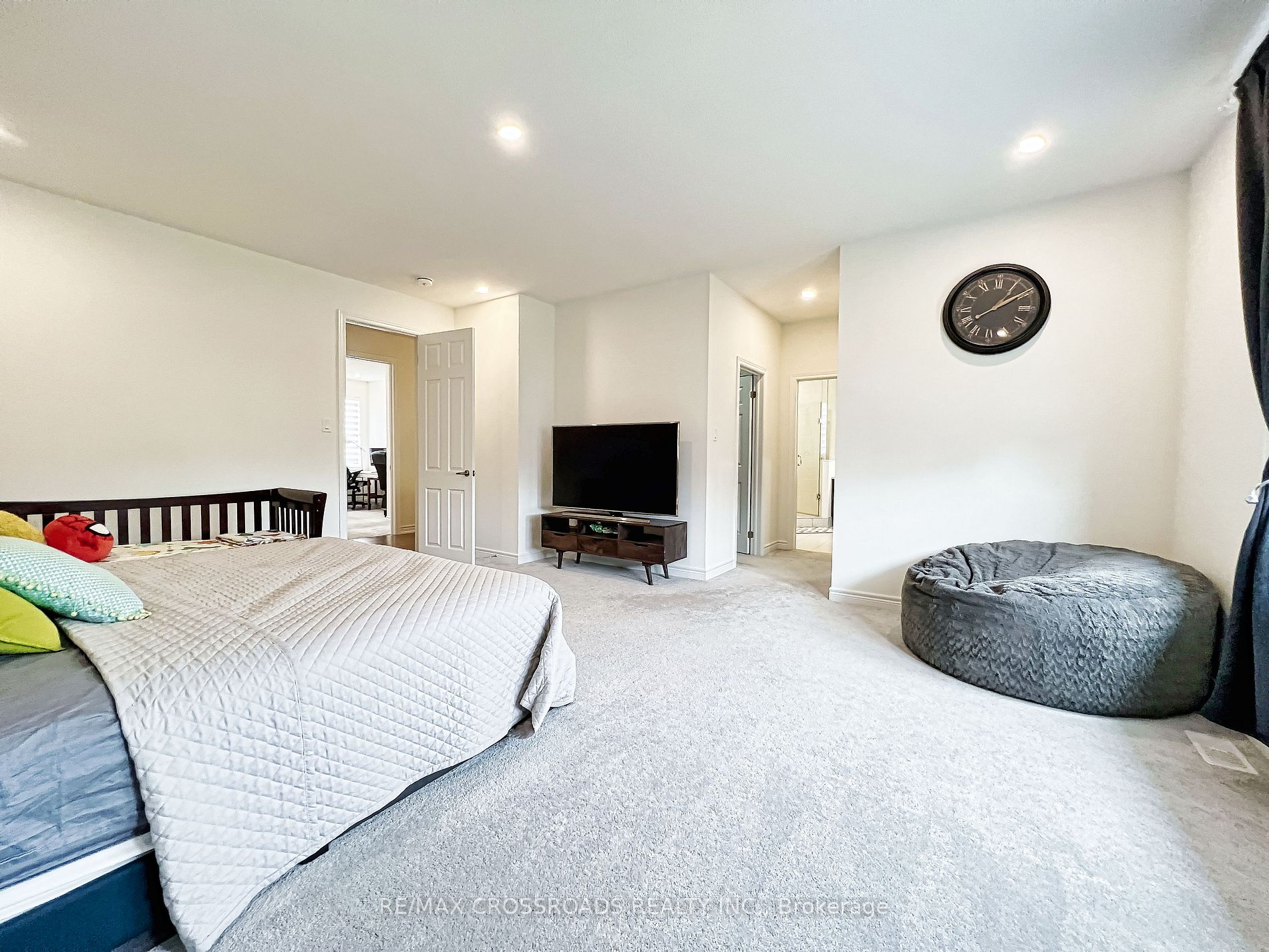 Listing E6042864 - Large Photo # 32