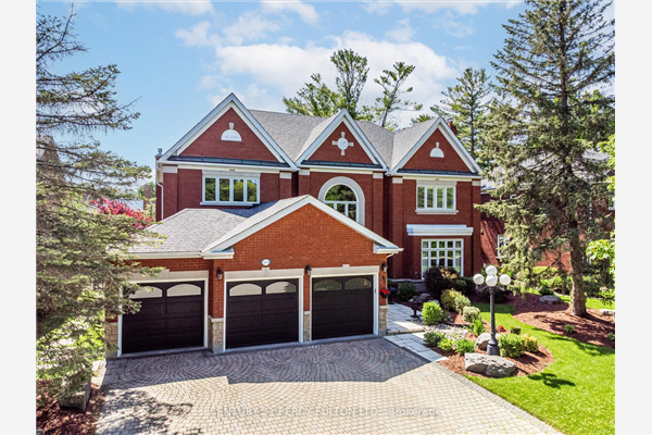 1494 Ashwood Gate, Pickering
