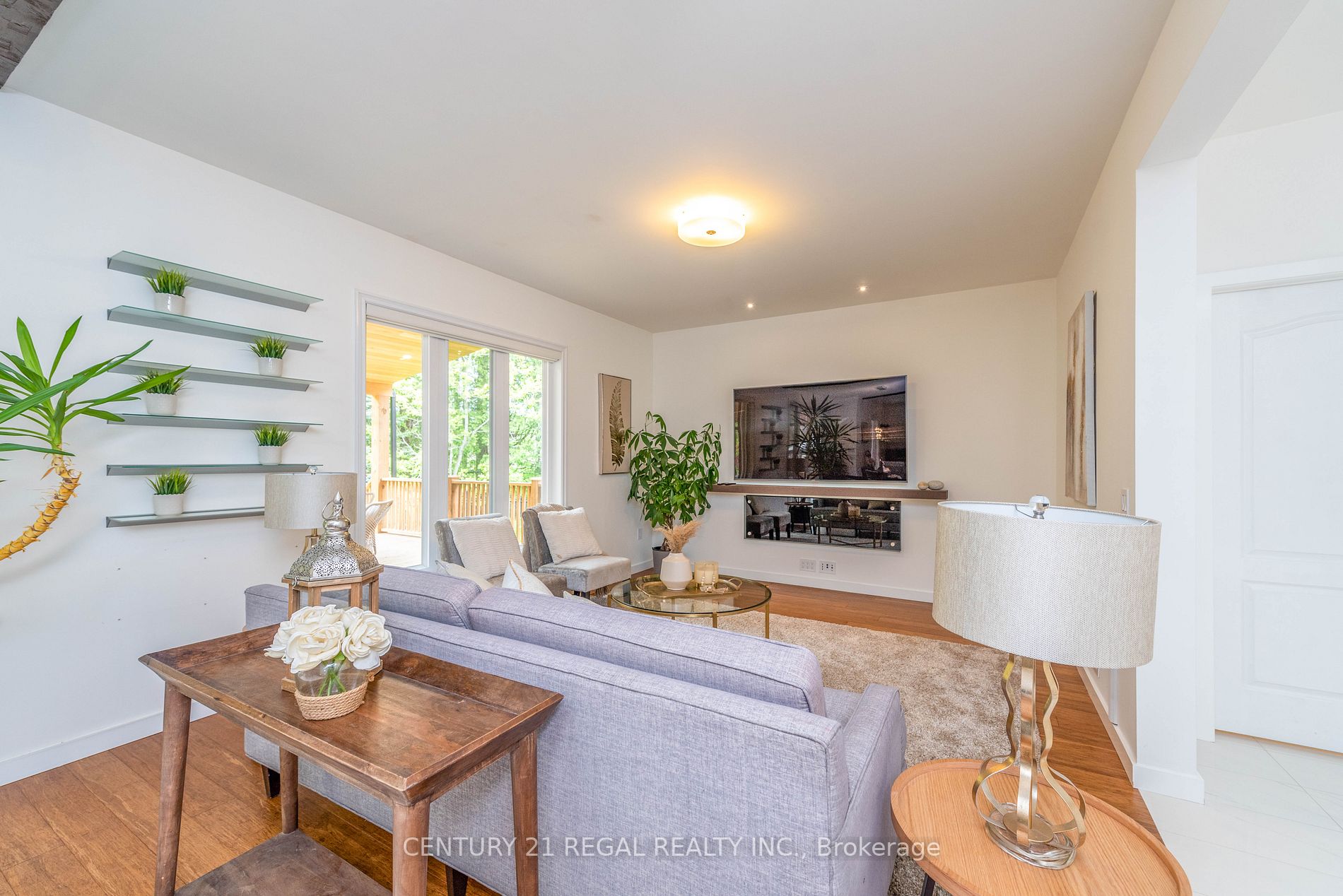 Listing E6043800 - Large Photo # 29