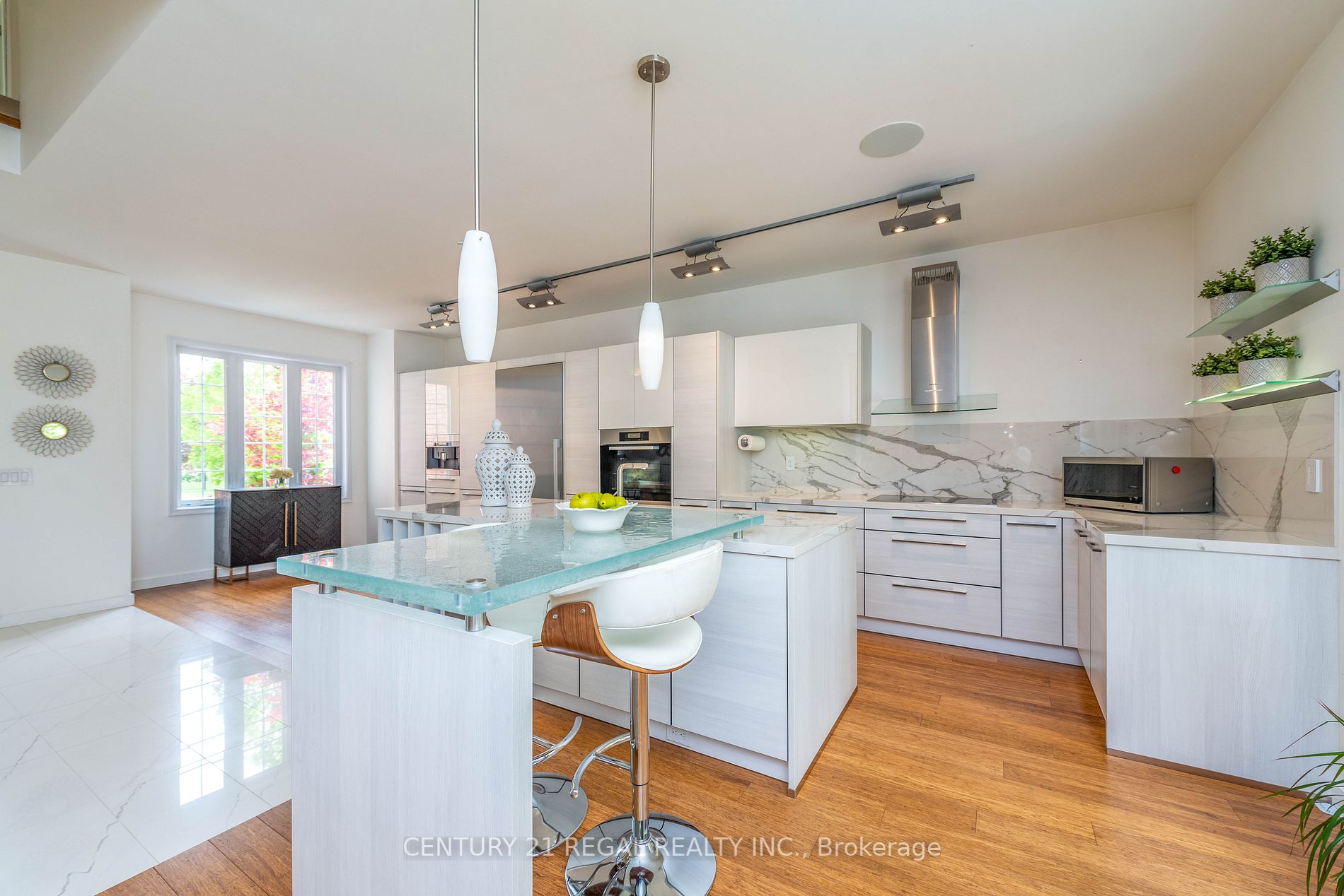 Listing E6043800 - Large Photo # 19