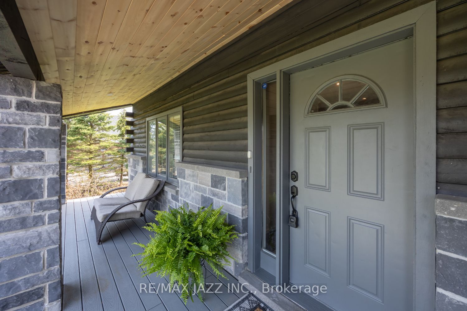 Listing E6043852 - Large Photo # 4