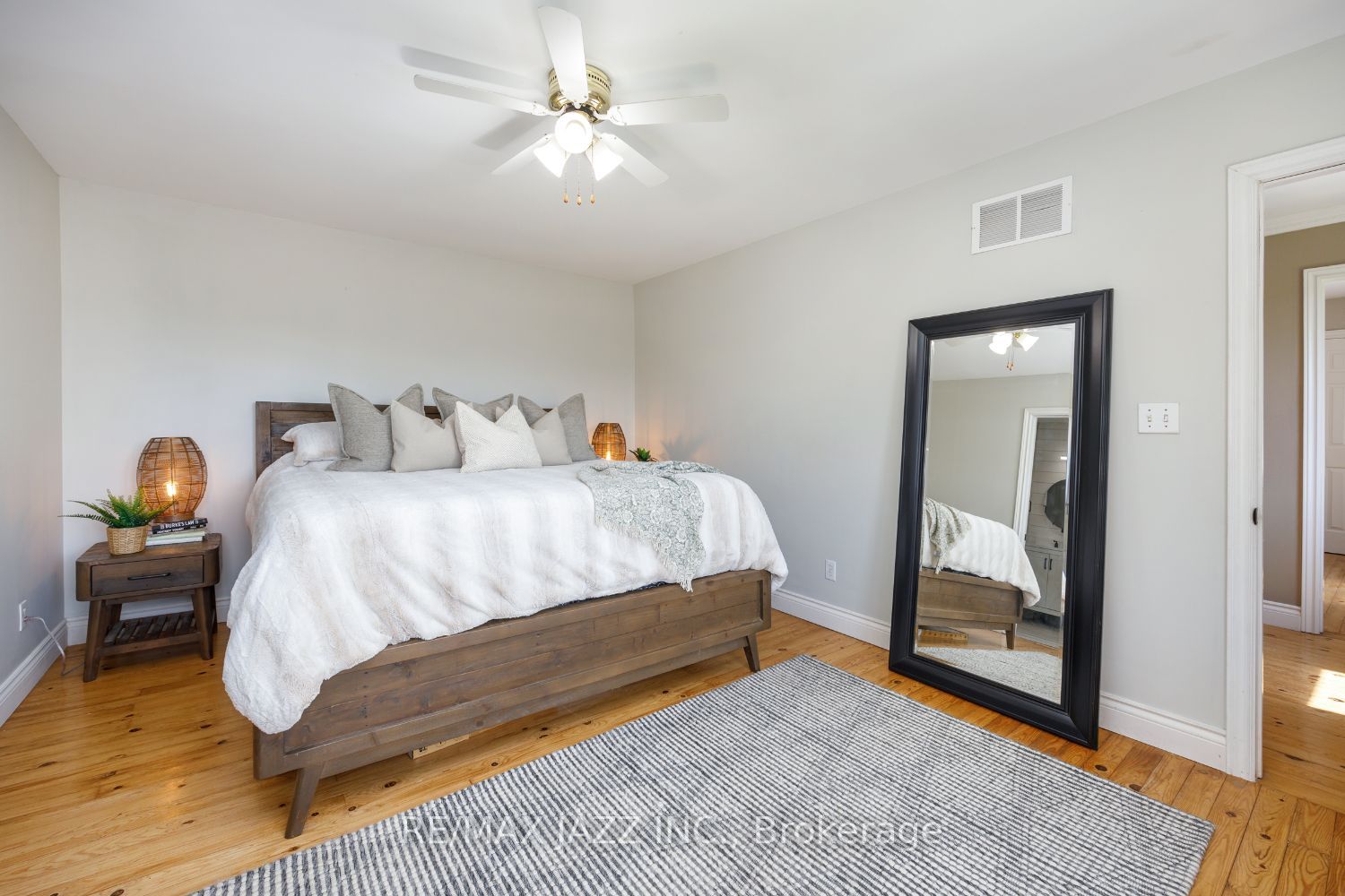 Listing E6043852 - Large Photo # 19
