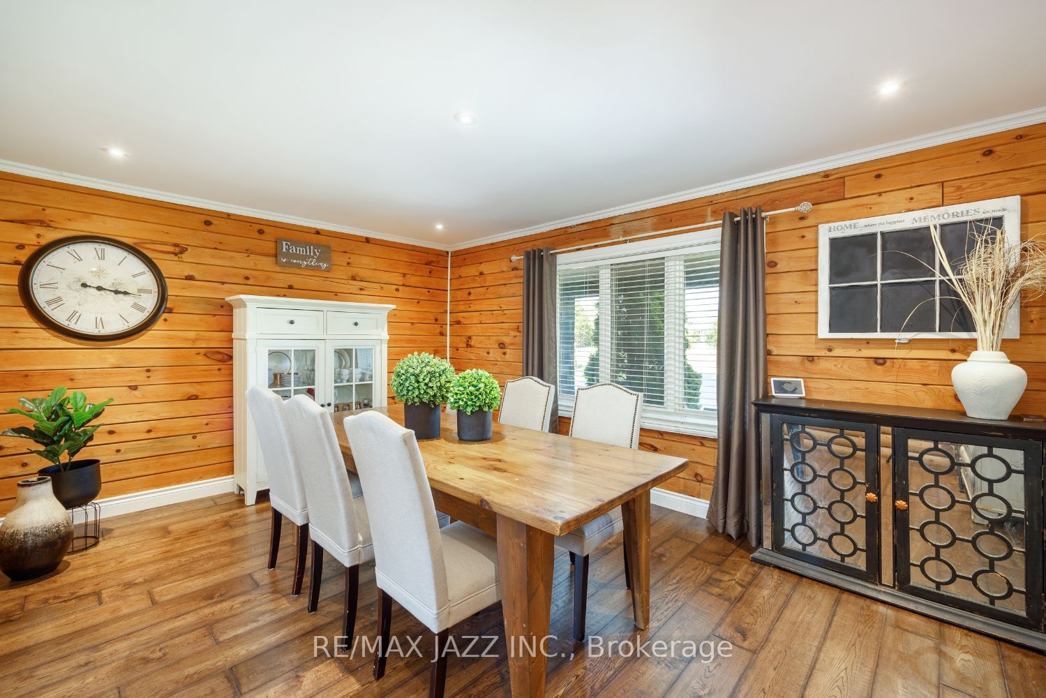 Listing E6043852 - Large Photo # 17