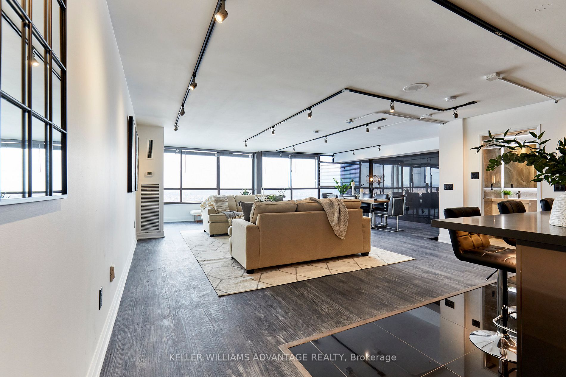 Listing E6045404 - Large Photo # 11