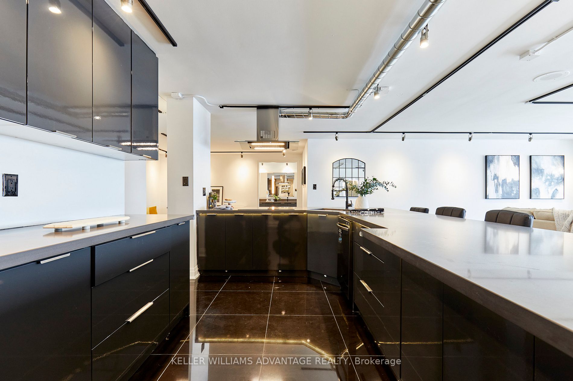 Listing E6045404 - Large Photo # 10
