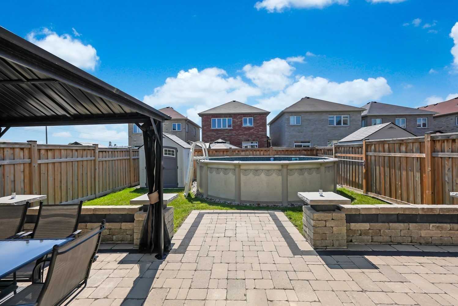 32 Mcdonald Crescent