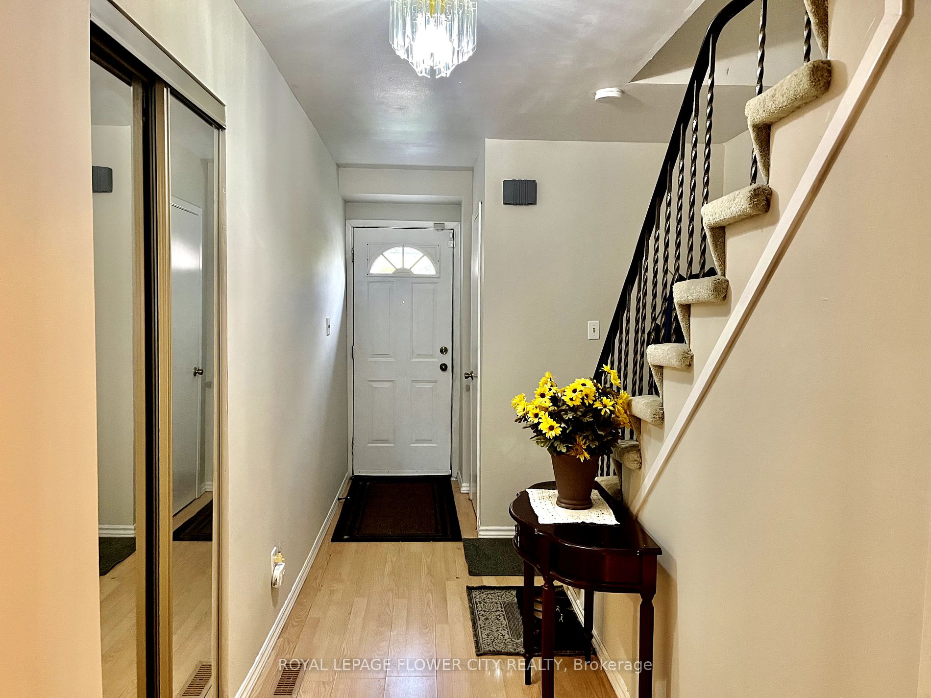 121 L'amoreaux Dr, #57